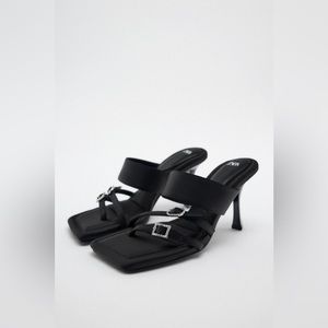 ZARA HEELED SANDALS WITH BUCKLES SIZE 7.5 US